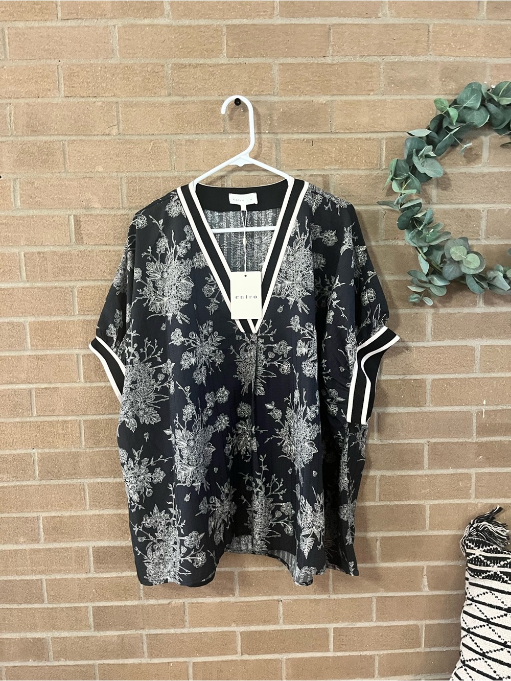 entro Black Floral V-Neck Blouse with White Trim